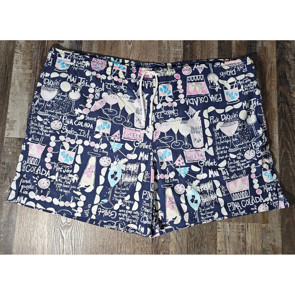 Lilly Pulitzer Men's Capri Swim Trunks Sz XXL Drinks On Me Pattern Navy Tropical